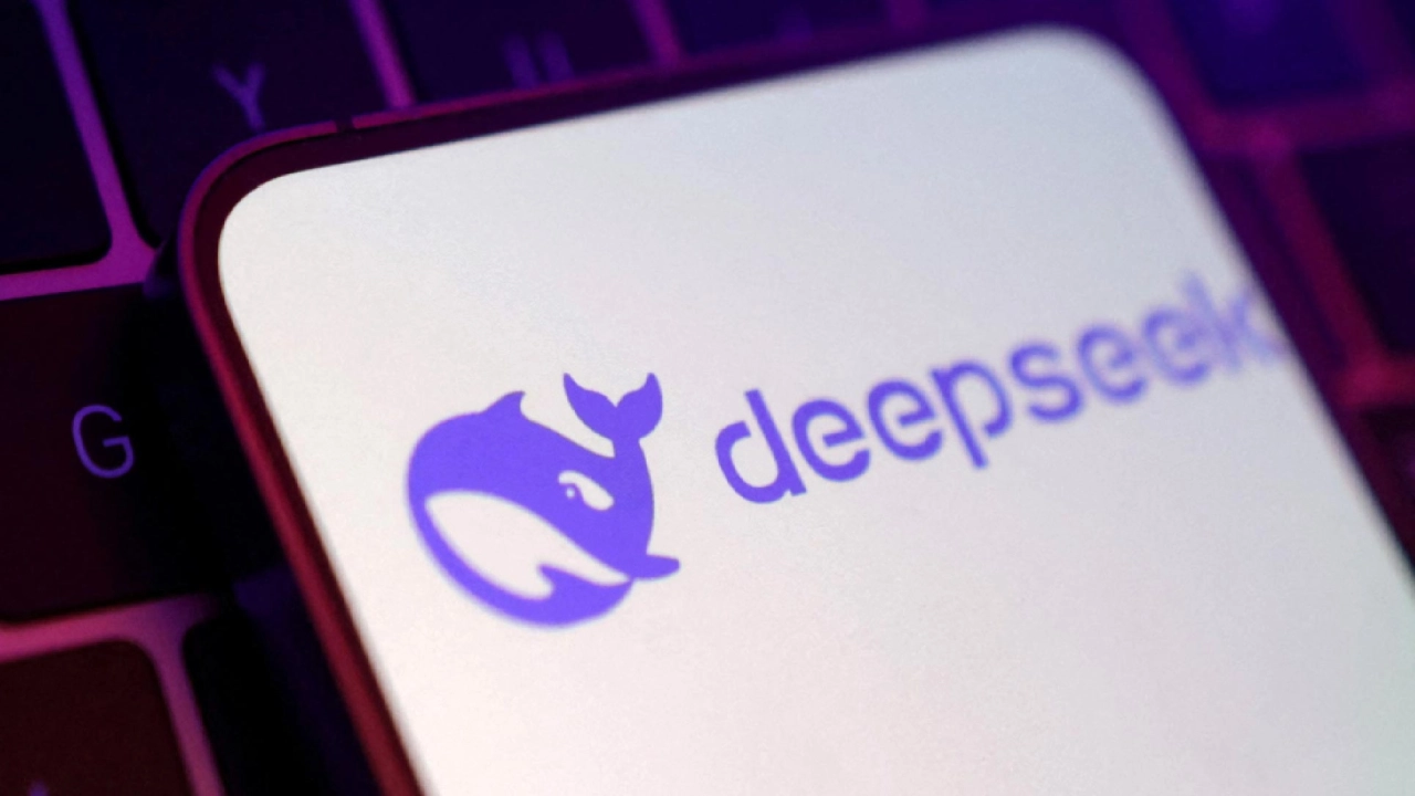EU prohíbe el uso de la IA china DeepSeek en sistemas informáticos de agencias gubernamentales